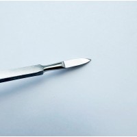 Остроконечный скальпель